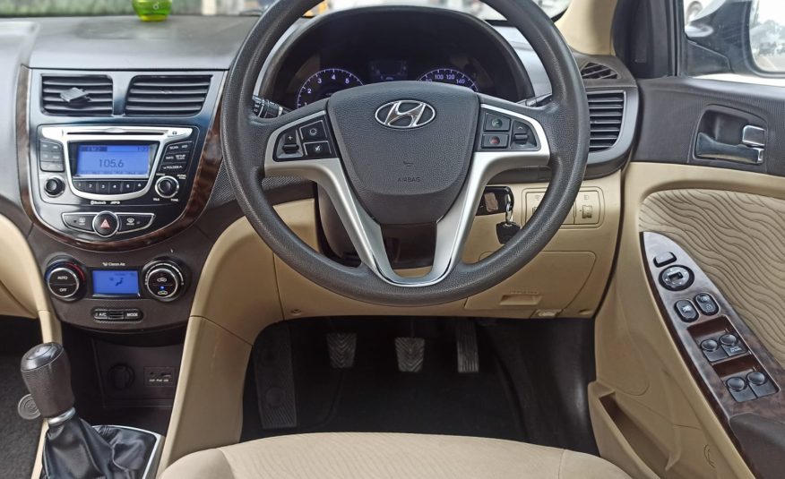 HYUNDAI VARNA 1.6 SX 2012 REG.