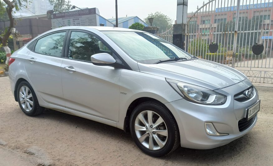 HYUNDAI VARNA 1.6 SX 2012 REG.